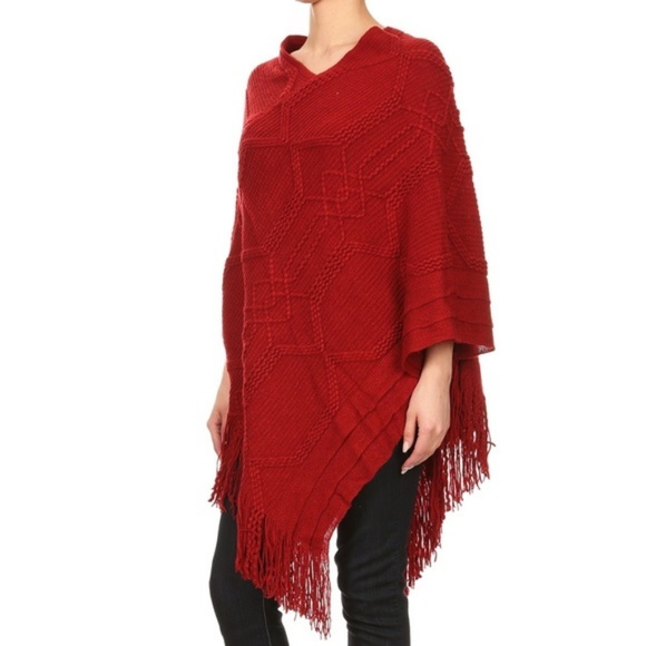 MomMe And More Sweaters - NEW Women's Solid Red Maroon Fringed Poncho